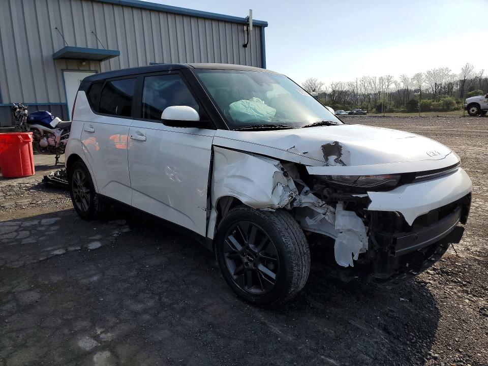 Продажа на аукционе авто 2022 Kia Soul, vin: KNDJ33AU1N7167173, номер лота: 50002736