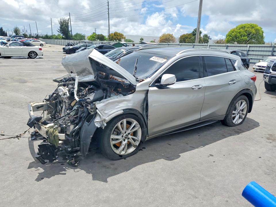 48298016 :رقم المزاد ، SJKCH5CP6KA007654 vin ، 2019 Infiniti Qx30 مزاد بيع