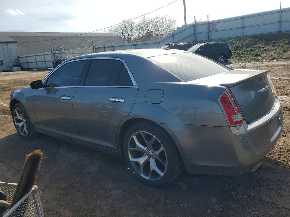 48689736 :رقم المزاد ، 2C3CA6CT1BH612732 vin ، 2011 Chrysler 300c مزاد بيع