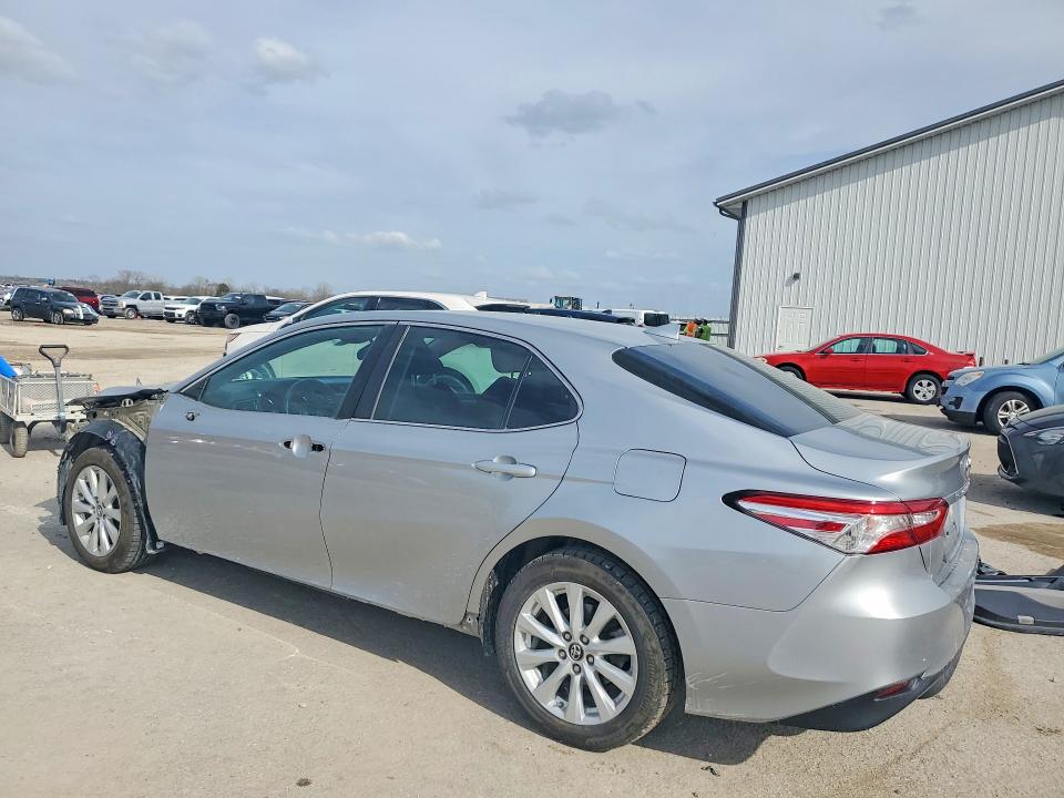 Продаж на аукціоні авто 2019 Toyota Camry, vin: 4T1B11HK1KU226332, номер лоту: 49893916