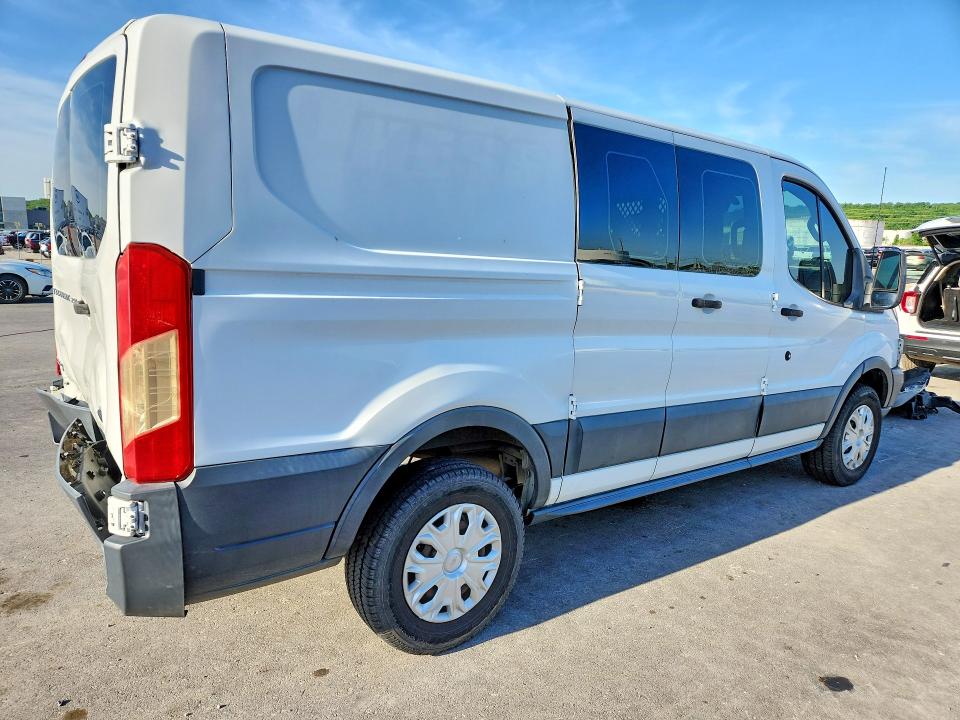 2018 Ford Transit მანქანა იყიდება აუქციონზე, vin: 1FTYR1ZM8JKB32496, აუქციონის ნომერი: 50438036