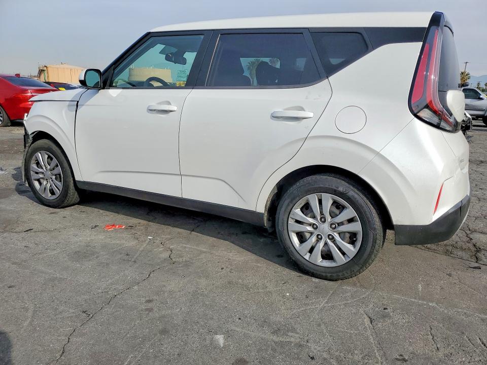 50125506 :رقم المزاد ، KNDJ23AU0P7840783 vin ، 2023 Kia Soul مزاد بيع