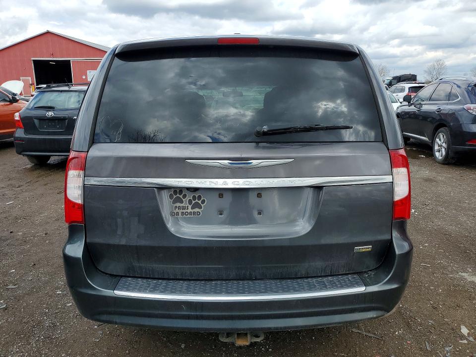 49733396 :رقم المزاد ، 2C4RC1BG2GR126746 vin ، 2016 Chrysler Town & Country مزاد بيع