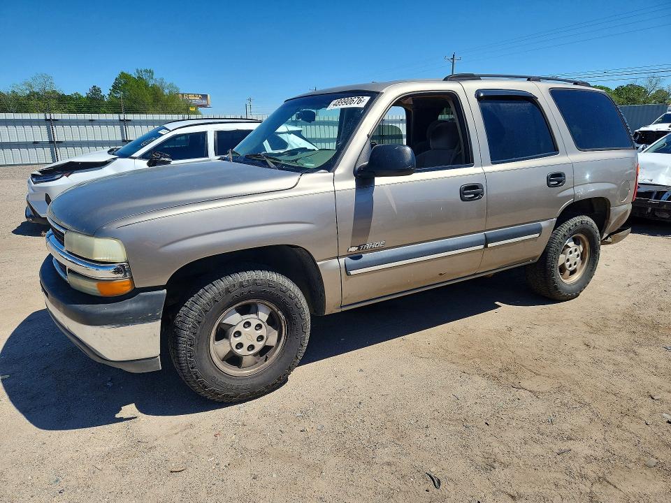 2003 Chevrolet Tahoe მანქანა იყიდება აუქციონზე, vin: 1GNEC13V83R139617, აუქციონის ნომერი: 48990676