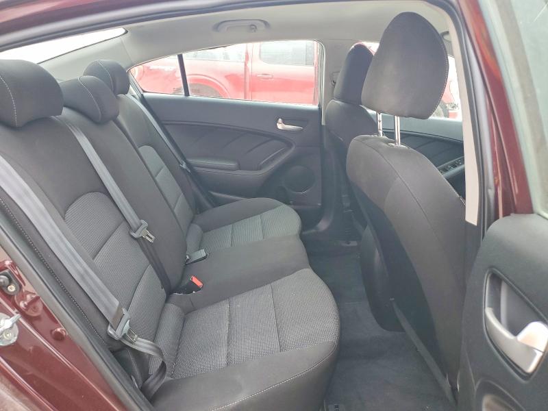 2018 Kia Forte მანქანა იყიდება აუქციონზე, vin: 3KPFK4A79JE269906, აუქციონის ნომერი: 48304476