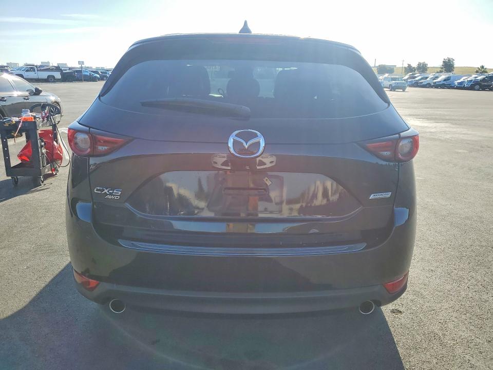 Продаж на аукціоні авто 2017 Mazda Cx-5, vin: JM3KFBDL6H0218356, номер лоту: 47663416
