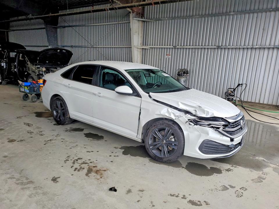 50676886 :رقم المزاد ، 3VWEM7BU9PM010873 vin ، 2023 Volkswagen Jetta مزاد بيع