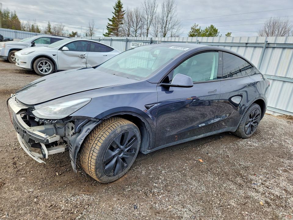 2025 Tesla Model Y მანქანა იყიდება აუქციონზე, vin: 7SAYGDED4SF283530, აუქციონის ნომერი: 49887336