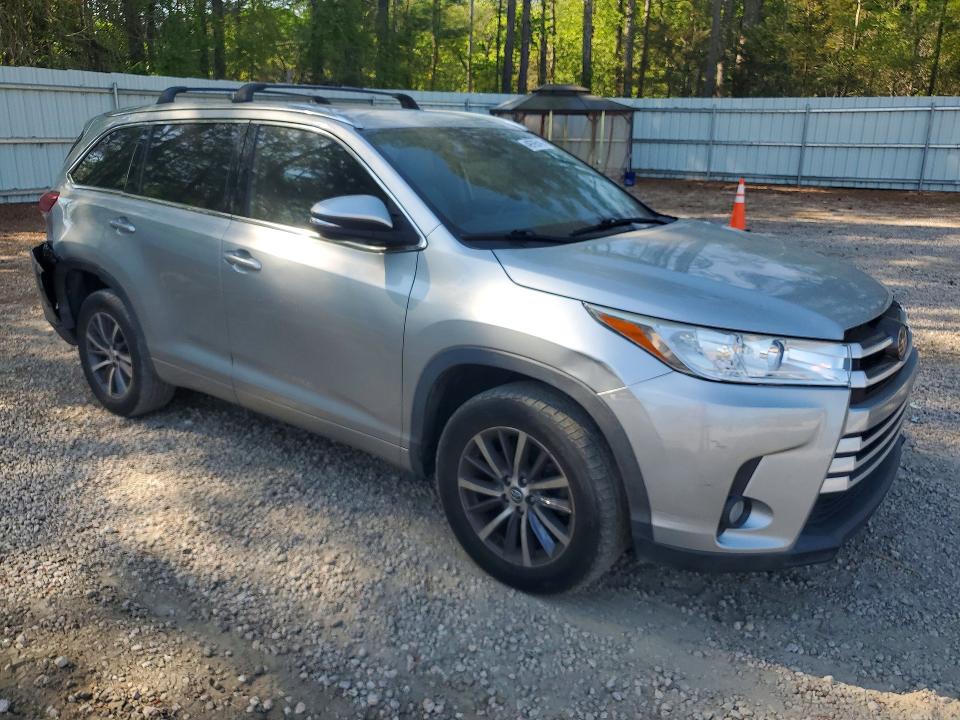 Aukcja sprzedaży 2018 Toyota Highlander, vin: 5TDKZRFH2JS544465, numer aukcji: 49795496