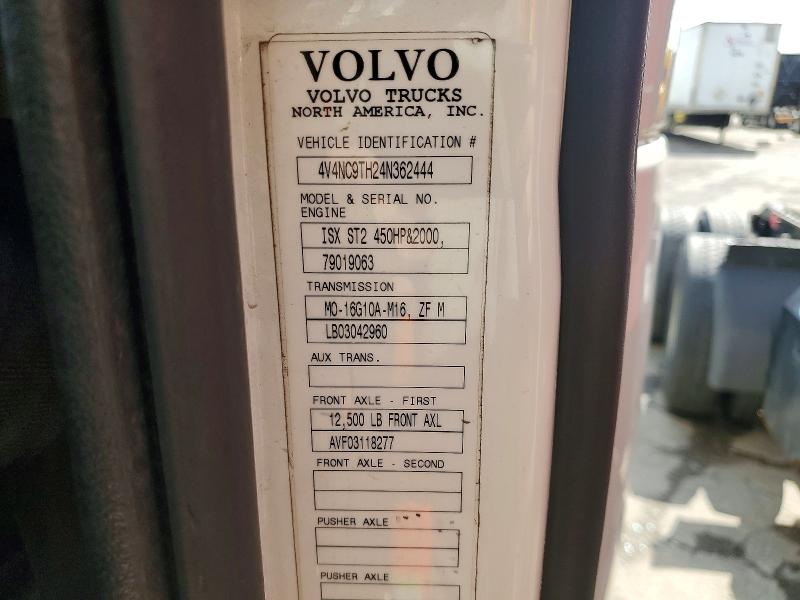Продаж на аукціоні авто 2004 Volv Vn, vin: 4V4NC9TH24N362444, номер лоту: 48975856