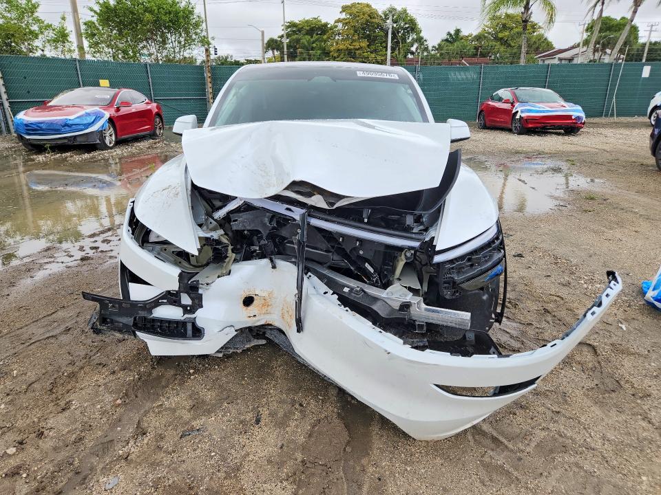 Продажа на аукционе авто 2026 Tesla Model Y, vin: 7SAYGDEE2TA458851, номер лота: 49095676