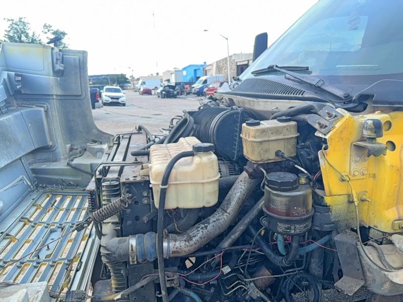 51380286 :رقم المزاد ، 1GDE5C1174F508545 vin ، 2004 Gmc C5500 مزاد بيع