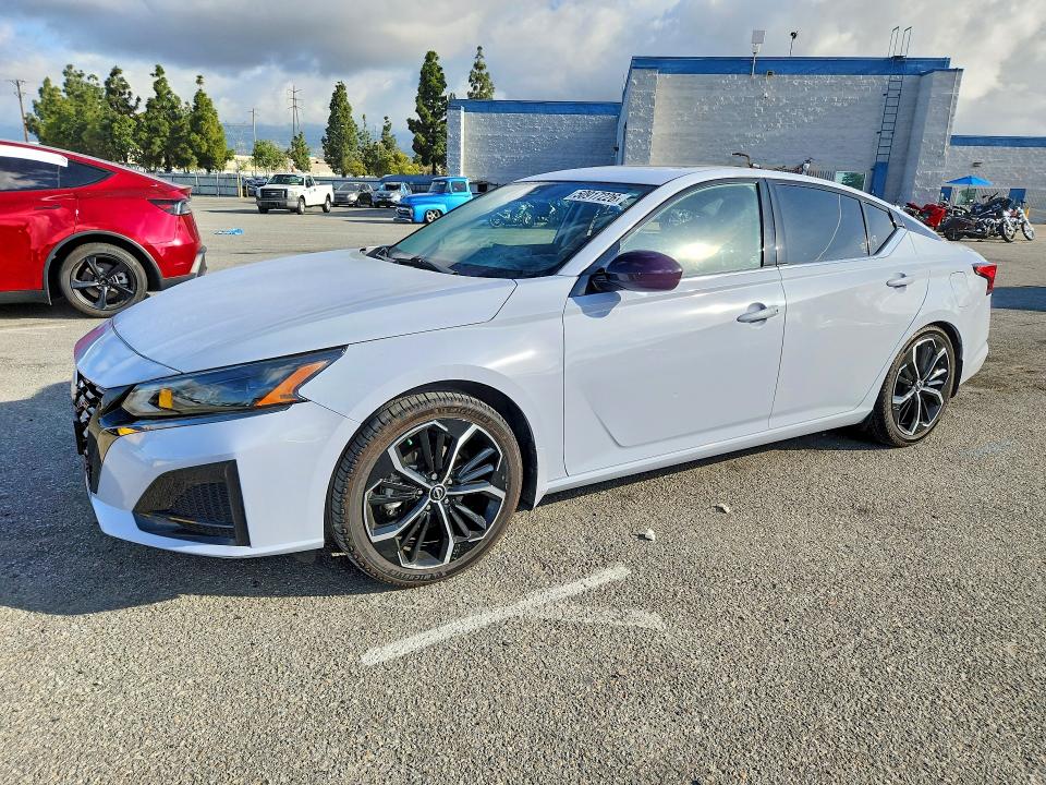Auction sale of the 2023 Nissan Altima, vin: 1N4BL4CV2PN382887, lot number: 50917226