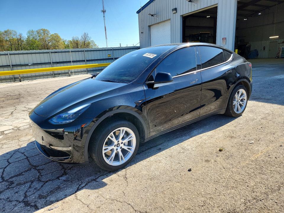 2024 Tesla Model Y მანქანა იყიდება აუქციონზე, vin: 7SAYGAEE5RF987107, აუქციონის ნომერი: 50238256