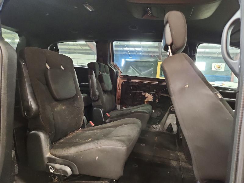 51585966 :رقم المزاد ، 2C4RDGBG5JR190934 vin ، 2018 Dodge Grand Caravan مزاد بيع
