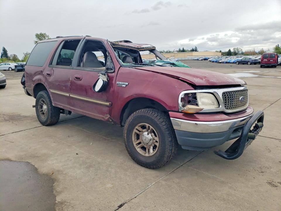 50197436 :رقم المزاد ، 1FMFU16LX1LA85141 vin ، 2001 Ford Expedition مزاد بيع