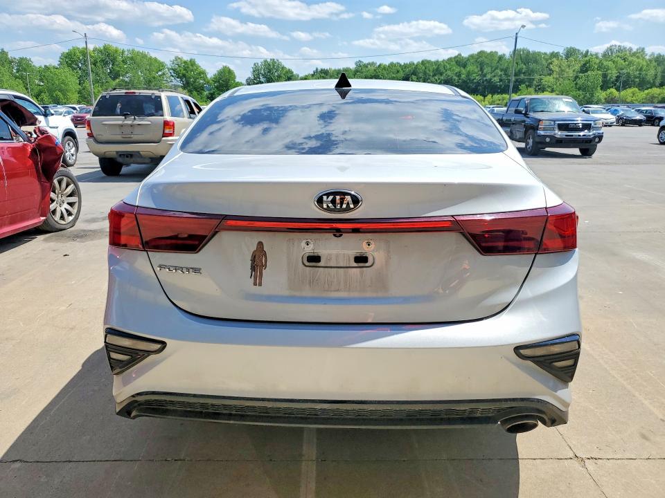 Продажа на аукционе авто 2021 Kia Forte, vin: 3KPF24AD4ME318116, номер лота: 51240236