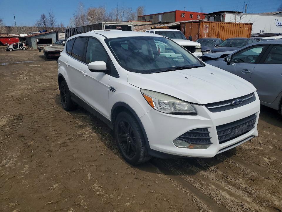 50060296 :رقم المزاد ، 1FMCU9G92DUB58294 vin ، 2013 Ford Escape مزاد بيع