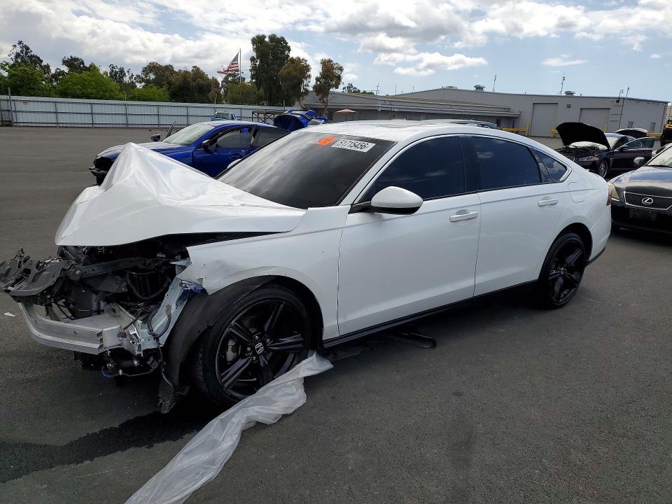 51715456 :رقم المزاد ، 1HGCY1F37PA043768 vin ، 2023 Honda Accord مزاد بيع
