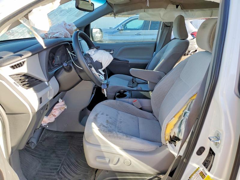 Продажа на аукционе авто 2017 Toyota Sienna, vin: 5TDKZ3DC0HS884518, номер лота: 50931496