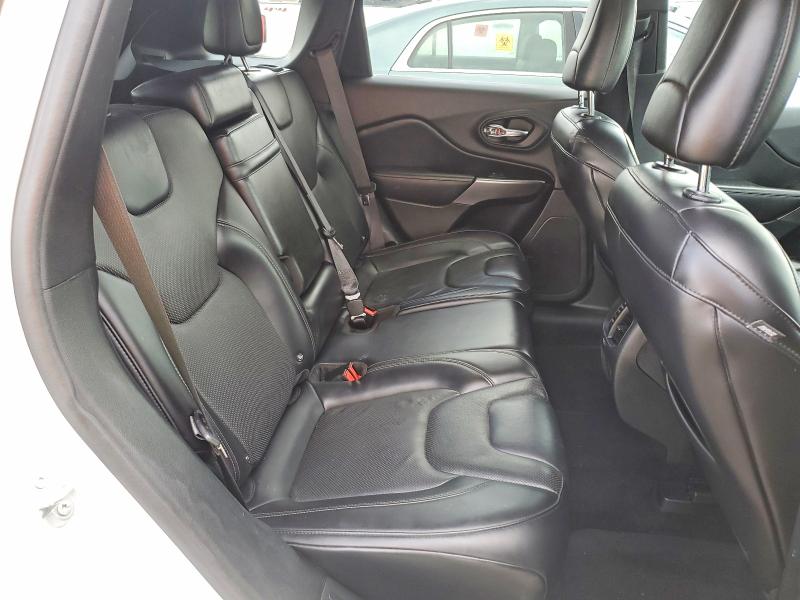 Продажа на аукционе авто 2019 Jeep Cherokee, vin: 1C4PJMDX9KD168998, номер лота: 49182436