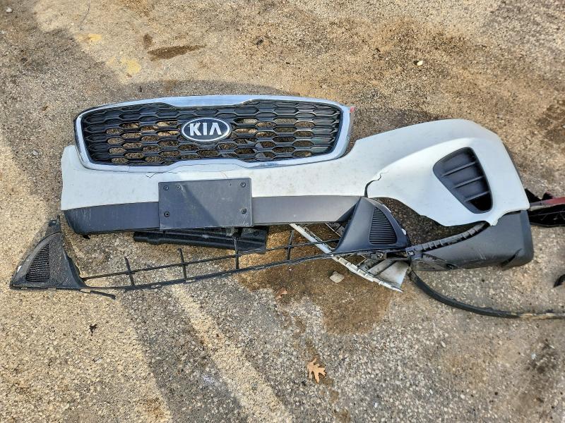 Продажа на аукционе авто 2019 Kia Sorento, vin: 5XYPGDA56KG572103, номер лота: 49186356