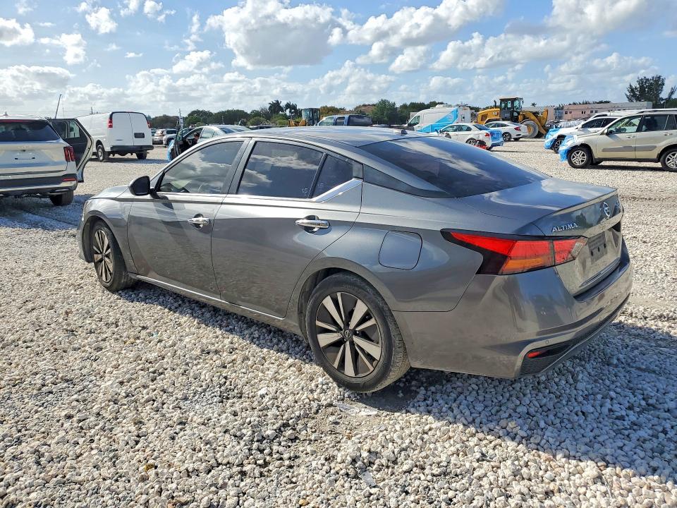Продаж на аукціоні авто 2022 Nissan Altima, vin: 1N4BL4DV8NN317442, номер лоту: 49237446