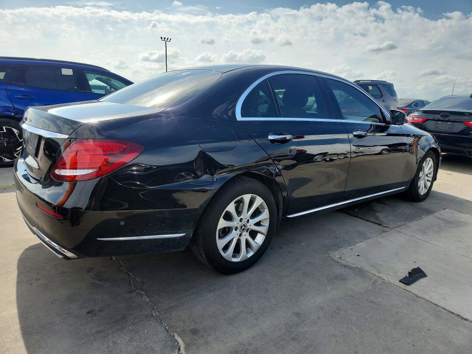 Продажа на аукционе авто 2020 Mercedes-benz E, vin: W1KZF8DB9LA762232, номер лота: 48513146