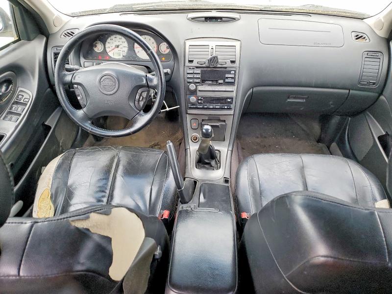 2001 Nissan Maxima მანქანა იყიდება აუქციონზე, vin: JN1CA31A01T318884, აუქციონის ნომერი: 50600506