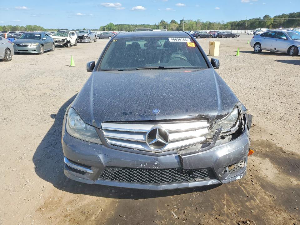 48056766 :رقم المزاد ، WDDGF8AB4DG119541 vin ، 2013 Mercedes-benz C مزاد بيع