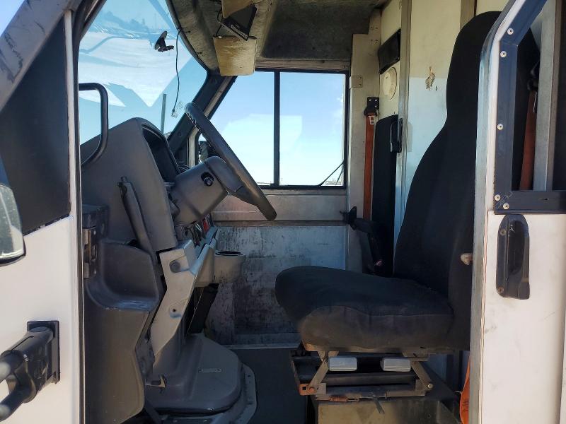 2015 Isuzu Npr მანქანა იყიდება აუქციონზე, vin: JALB4T175F7W00506, აუქციონის ნომერი: 42015936