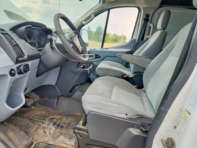 50806996 :رقم المزاد ، 1FTYE1ZM9FKA32801 vin ، 2015 Ford Transit مزاد بيع