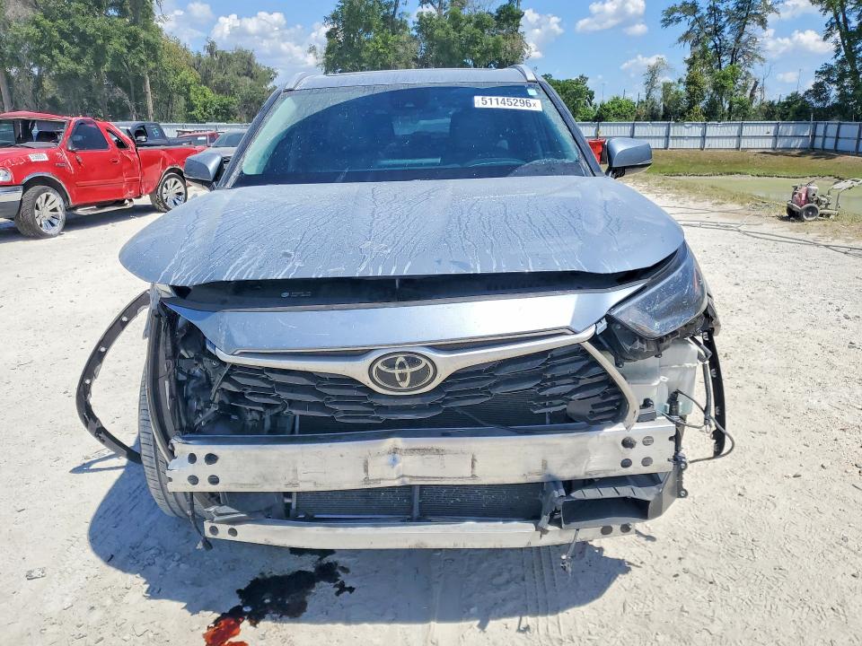 51145296 :رقم المزاد ، 5TDGZRAH3NS101731 vin ، 2022 Toyota Highlander مزاد بيع