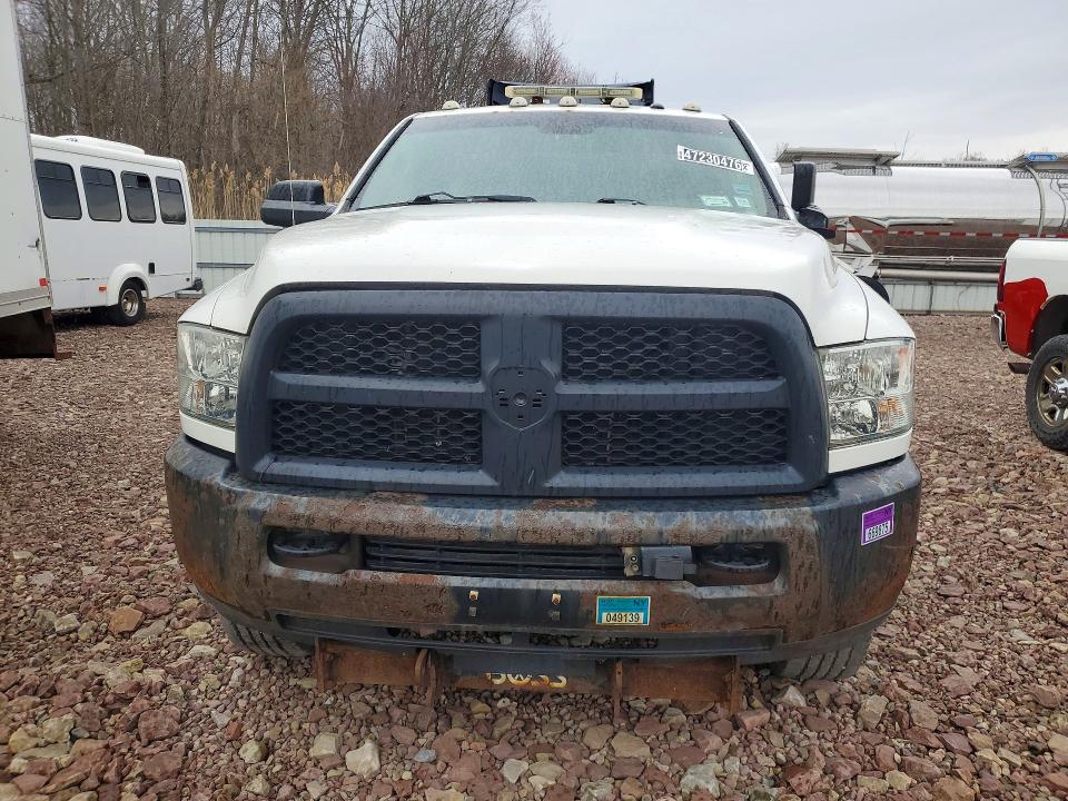 47230476 :رقم المزاد ، 3C63R3AT5HG586982 vin ، 2017 Ram 3500 مزاد بيع