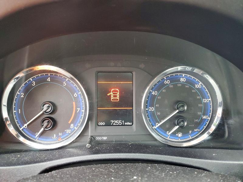 50058896 :رقم المزاد ، 2T1BURHE2JC004687 vin ، 2018 Toyota Corolla مزاد بيع