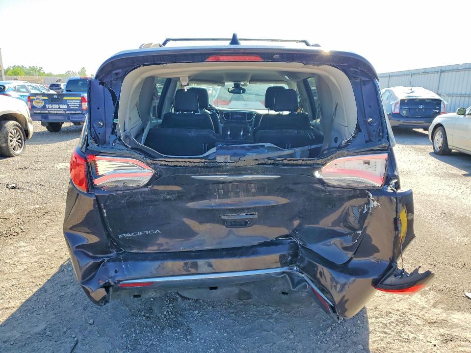 2017 Chrysler Pacifica მანქანა იყიდება აუქციონზე, vin: 2C4RC1BG9HR745460, აუქციონის ნომერი: 50611836