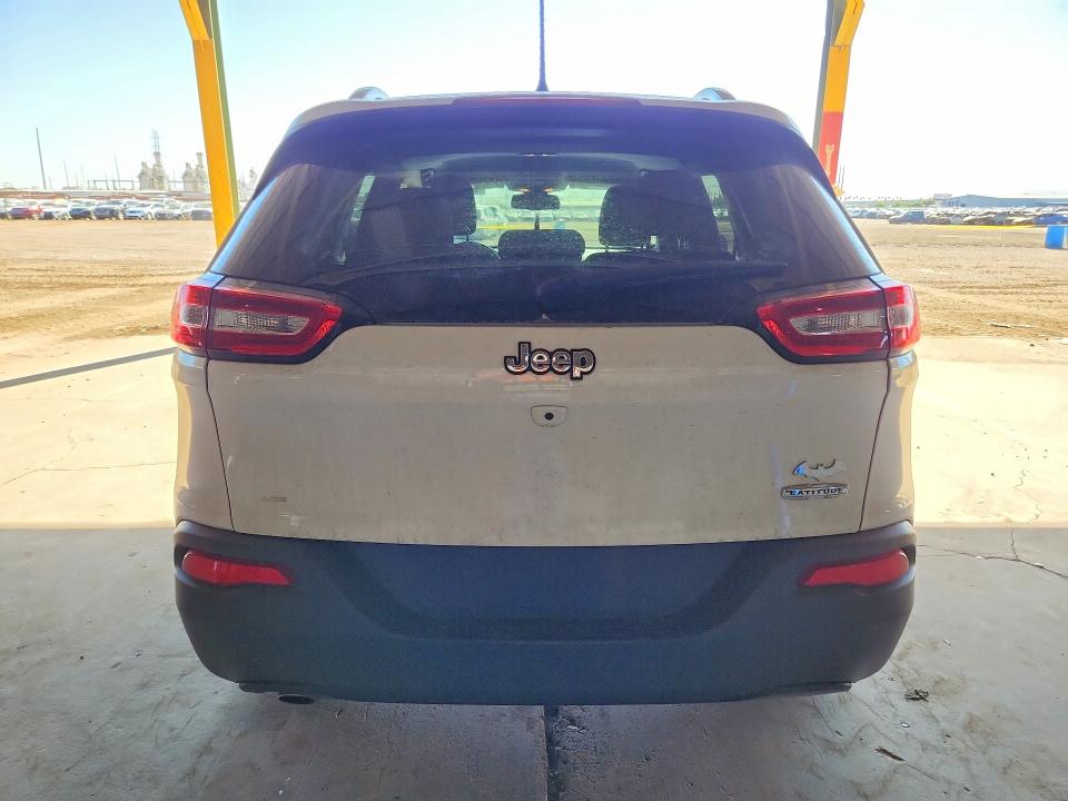Продаж на аукціоні авто 2017 Jeep Cherokee, vin: 1C4PJLCB4HD218778, номер лоту: 48702146