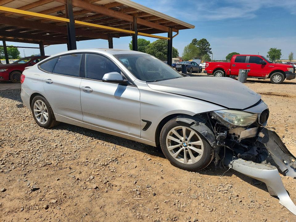 49133836 :رقم المزاد ، WBA8Z5C57FD672083 vin ، 2015 Bmw 328 مزاد بيع