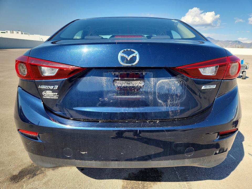 52412616 :رقم المزاد ، JM1BM1T70F1261675 vin ، 2015 Mazda 3 مزاد بيع