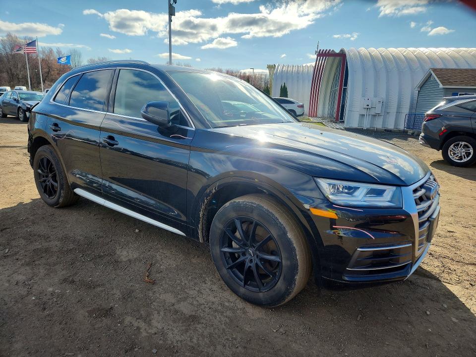 49158376 :رقم المزاد ، WA1BNAFY0J2097715 vin ، 2018 Audi Q5 مزاد بيع