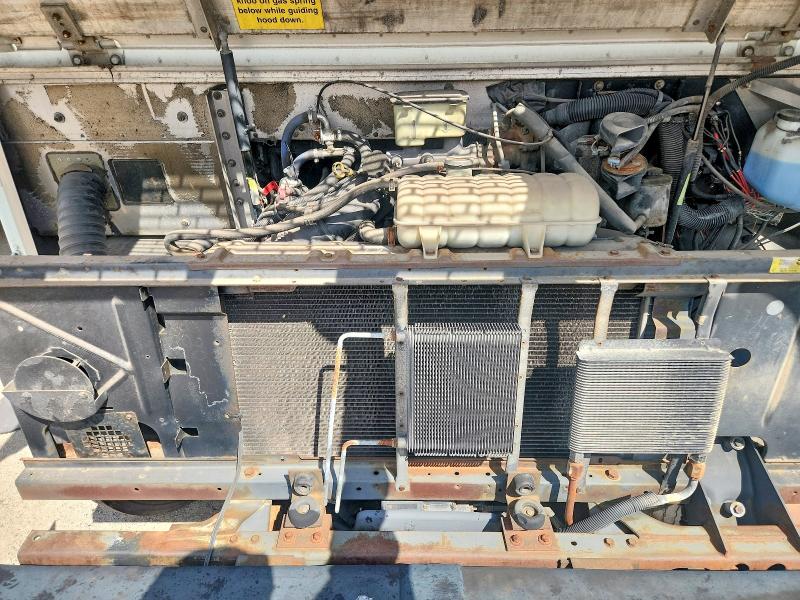 50408806 :رقم المزاد ، 5B4KP42Y123339243 vin ، 2001 Workhorse Forward Control Chassis مزاد بيع