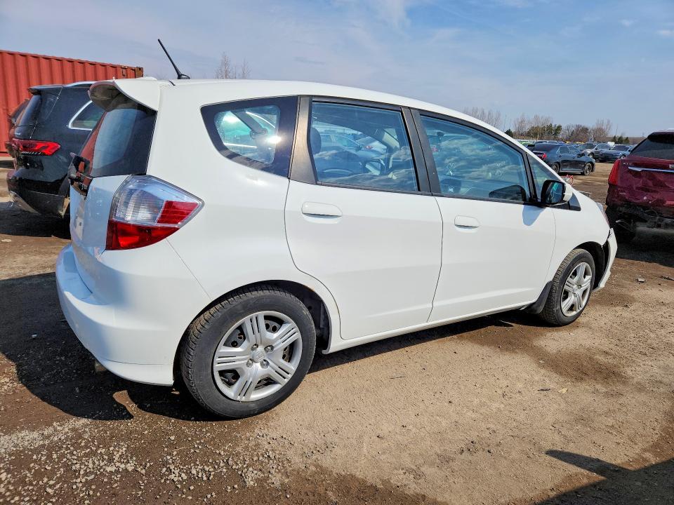 Продаж на аукціоні авто 2014 Honda Fit, vin: LUCGE8H56E3003436, номер лоту: 79920945