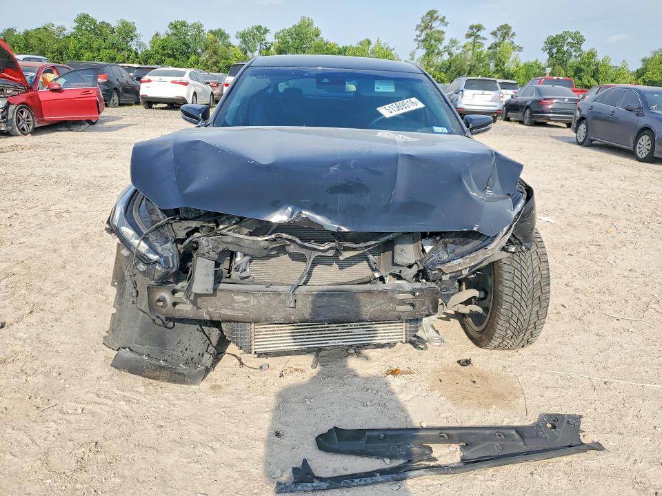 51569516 :رقم المزاد ، 1G6DM5RK3P0112411 vin ، 2023 Cadillac Ct5 مزاد بيع