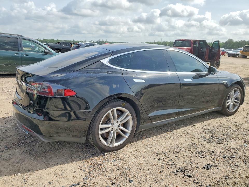 Aukcja sprzedaży 2013 Tesla Model S, vin: 5YJSA1DN1DFP22554, numer aukcji: 49651556