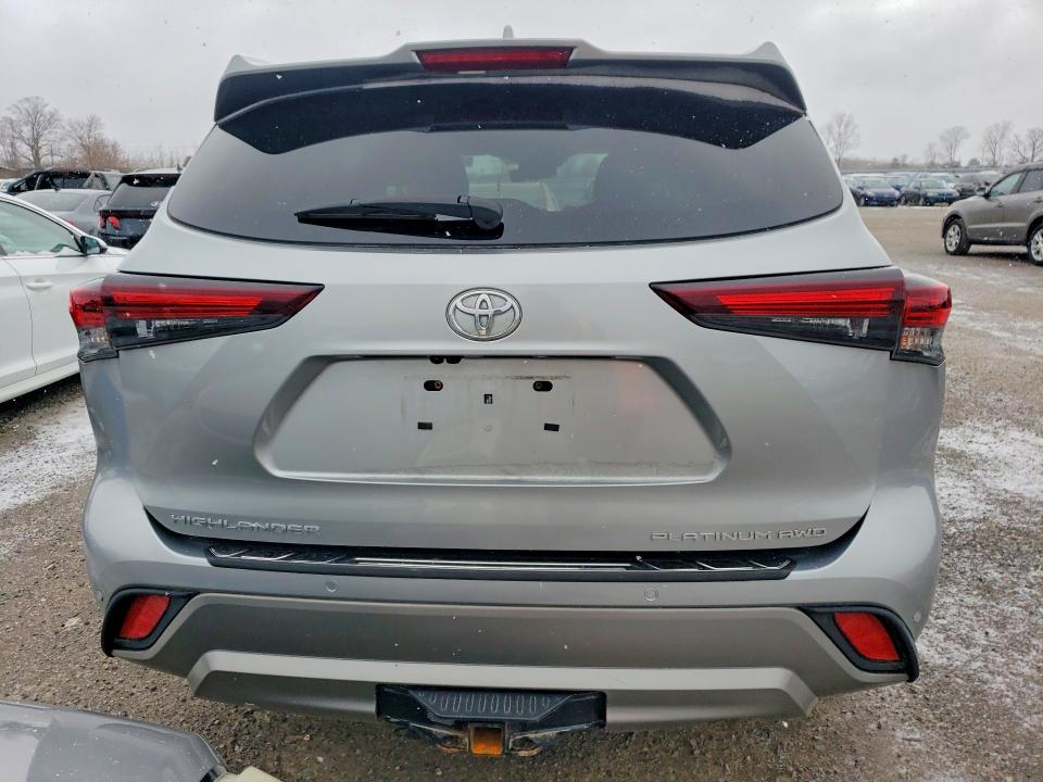 2024 Toyota Highlander მანქანა იყიდება აუქციონზე, vin: 5TDKDRBH3RS556429, აუქციონის ნომერი: 48290476