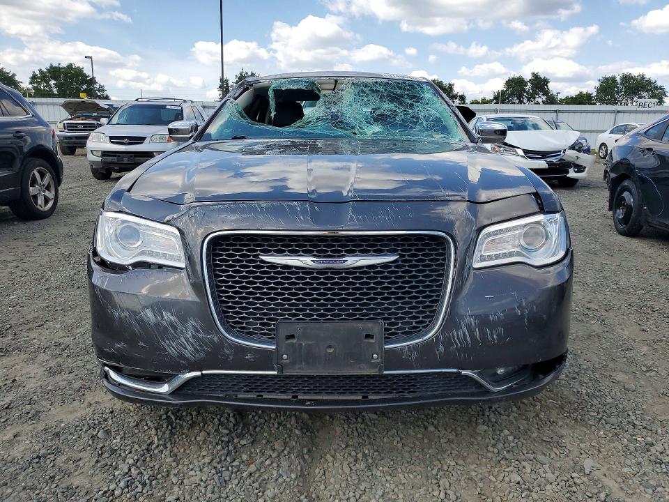 2019 Chrysler 300 მანქანა იყიდება აუქციონზე, vin: 2C3CCAEG3KH693522, აუქციონის ნომერი: 51490066