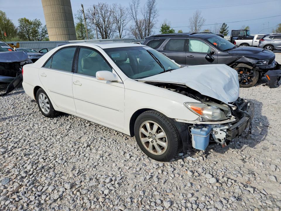 51177776 :رقم المزاد ، 4T1BE30K22U066313 vin ، 2002 Toyota Camry مزاد بيع