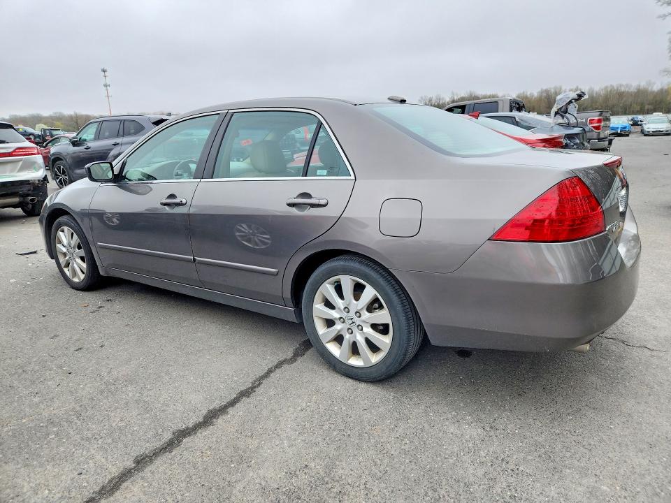 Продаж на аукціоні авто 2007 Honda Accord, vin: 1HGCM66527A068555, номер лоту: 45822936