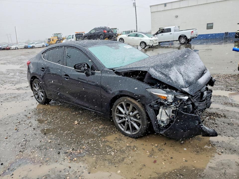 2018 Mazda 3 მანქანა იყიდება აუქციონზე, vin: 3MZBN1W33JM198800, აუქციონის ნომერი: 48612996