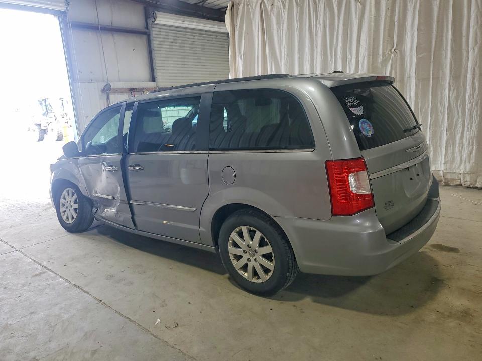 2015 Chrysler Town & Country მანქანა იყიდება აუქციონზე, vin: 2C4RC1BG0FR539151, აუქციონის ნომერი: 50749976